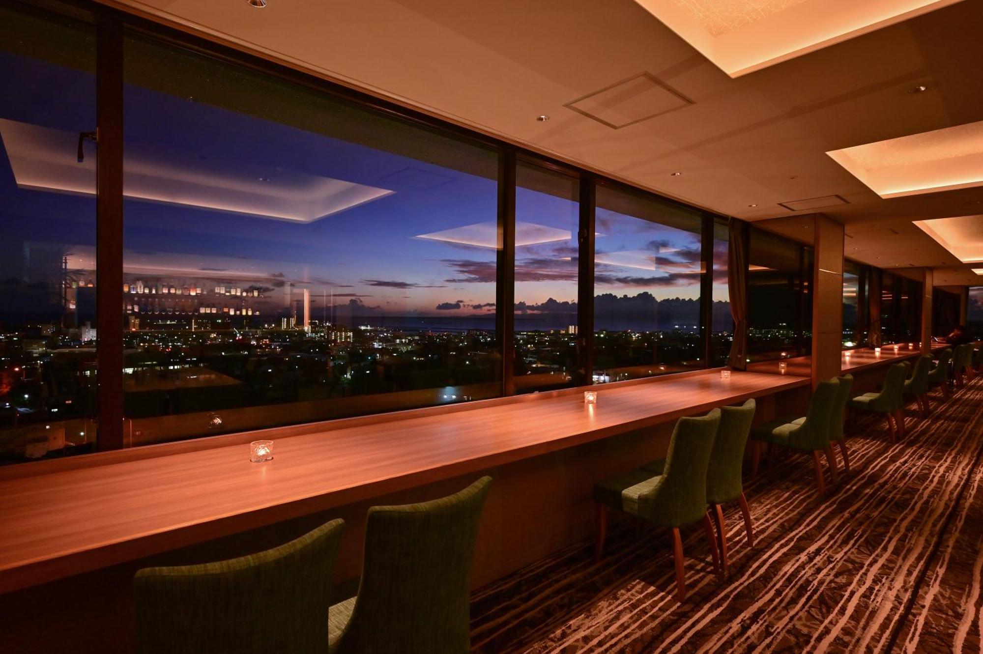 อาร์ต โฮเต็ล อิชิกะกิจิมะ Hotel Ishigaki  ภายนอก รูปภาพ